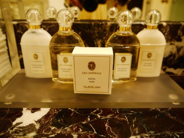 2. ホテル阪急インターナショナル