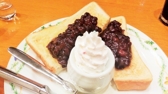 名物の名古屋グルメ14. 小倉トースト