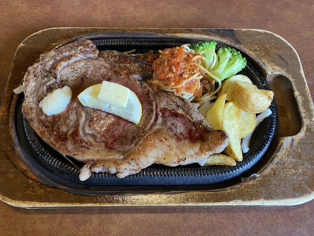 レストラン ふりっぱー / 名護市