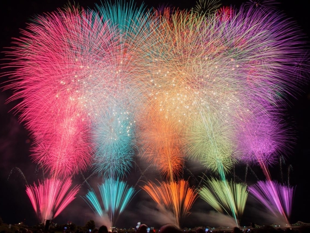 1. 長岡まつり大花火大会 / 新潟県