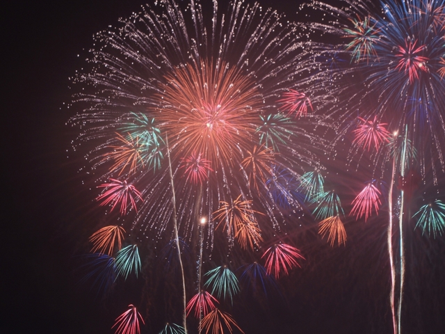 6. 鎌倉花火大会 / 神奈川県