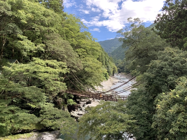 2. 祖谷のかずら橋