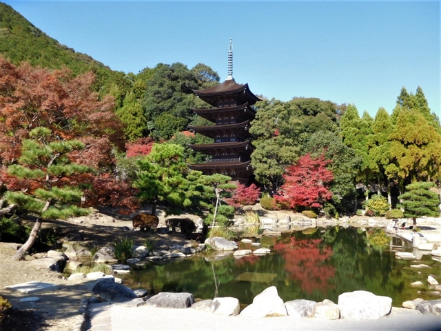 国宝瑠璃光寺五重塔