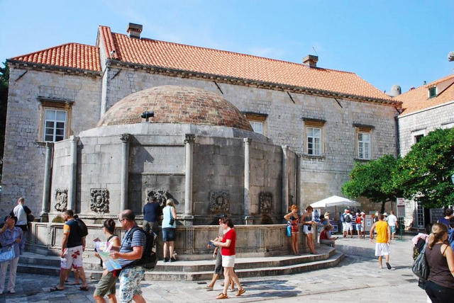 オノフリオの大噴水