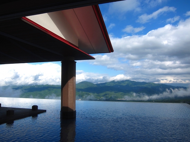 赤倉観光ホテル