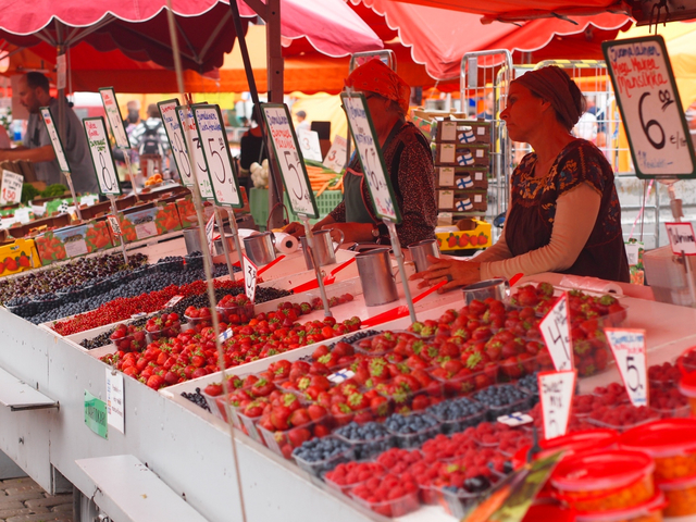 マーケット広場