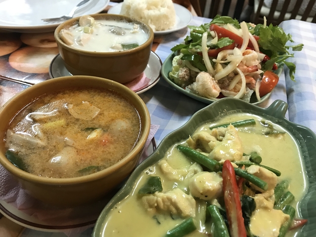 サバイ サバイ レストラン