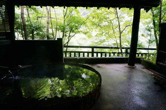 黒川温泉　旅館　山河