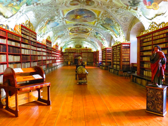 ストラホフ修道院