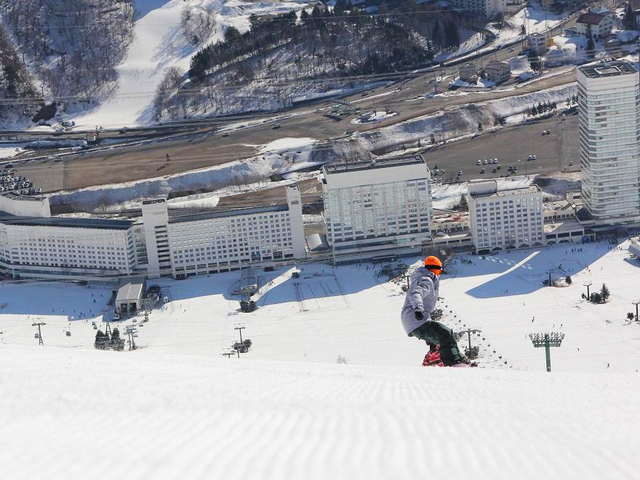 苗場プリンスホテル