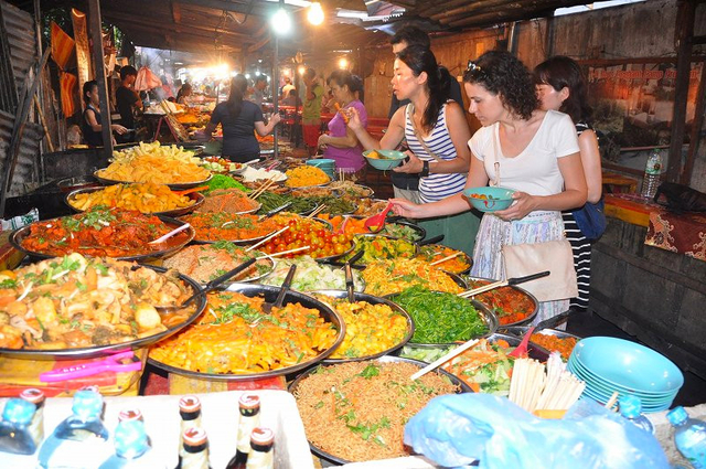 ナイトマーケット