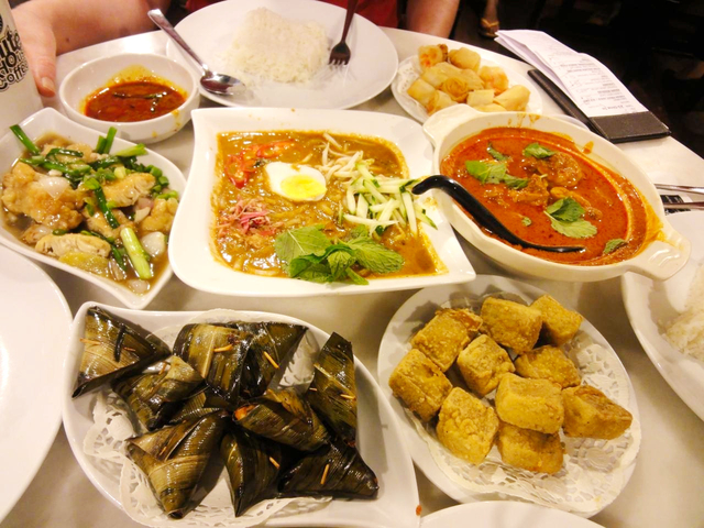 美食のペナン島 絶対食べたい名物グルメhttps://cdn.4travel.jp/img/tcs/t/pict/src/28/12/71/src_28127155.jpg