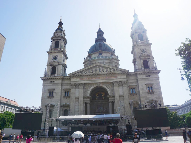 8. 聖イシュトヴァーン大聖堂 / ペスト地区