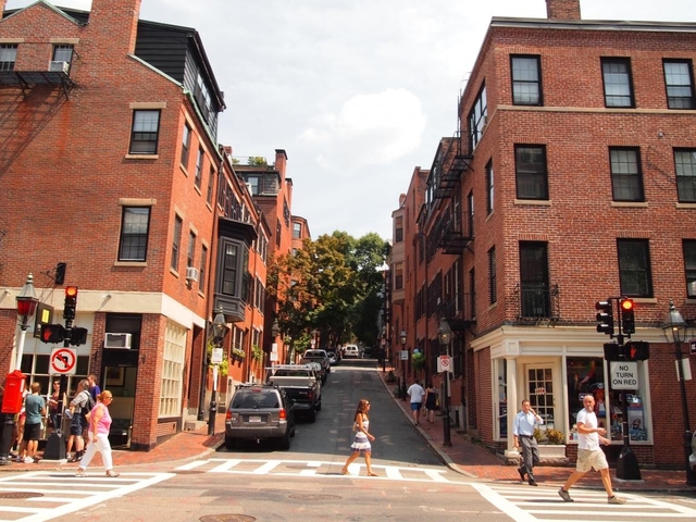 10. ビーコンヒル