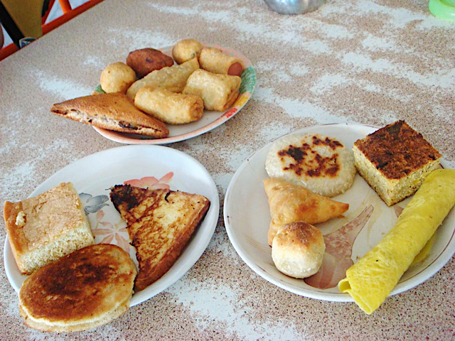 モルディブの食文化 ローカルグルメモルディブのお茶菓子「ヘディカ」