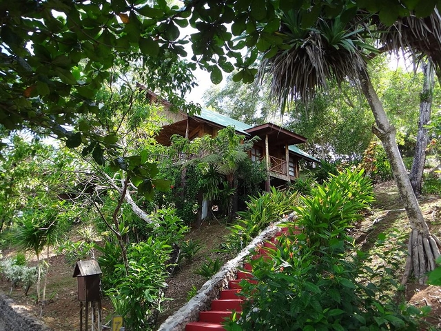 6. キャロラインズ リゾート