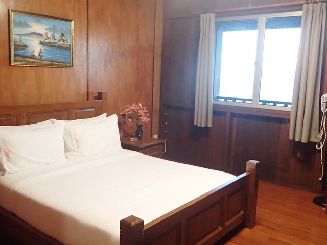 7. ローズ ガーデン リゾート