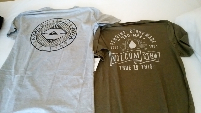 サーフブランドのＴシャツ