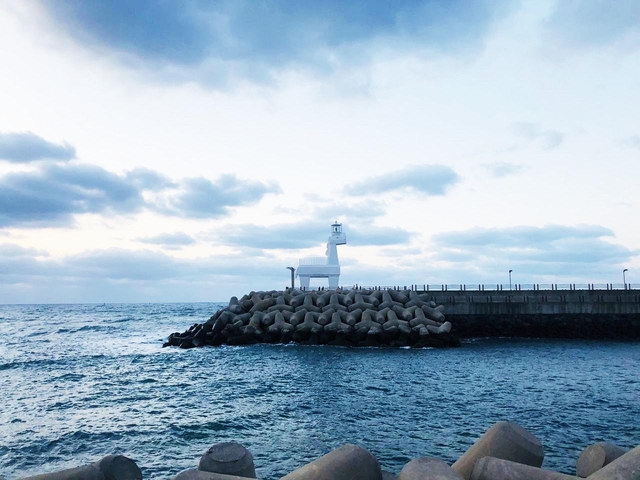 6. 梨湖(イホ)テウ海岸