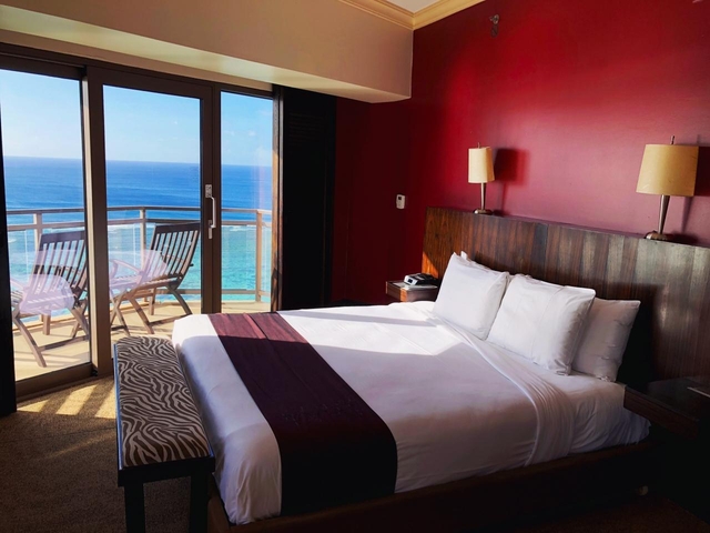 1. デュシット ビーチ リゾート グアム / タモン