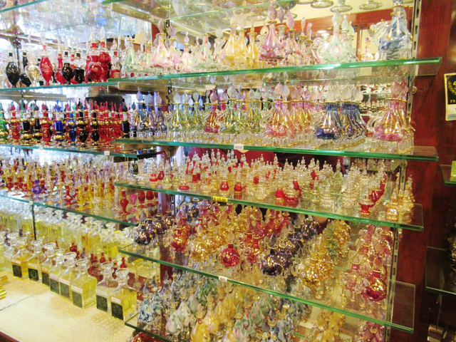 エキゾチックな雰囲気「アラブ ストリート」周辺