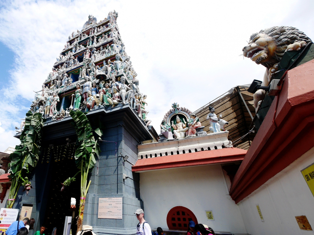 ばらまきお土産を買いに「チャイナタウン」へ