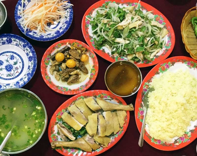 Com Ga Ba Buoi(コム ガー バー ブオイ)