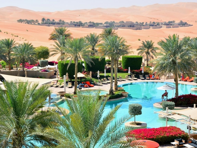 1. アナンタラ カスル アル サラブ デザート リゾート / アラブ首長国連邦