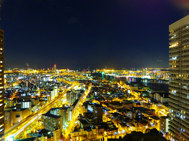 7. アートホテル大阪ベイタワー