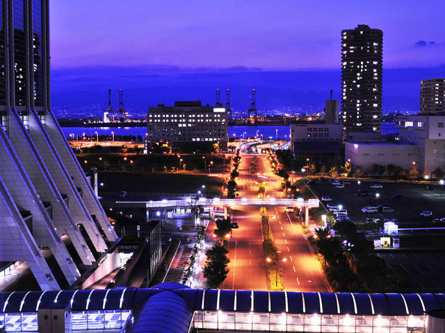 12. クインテッサホテル大阪ベイ