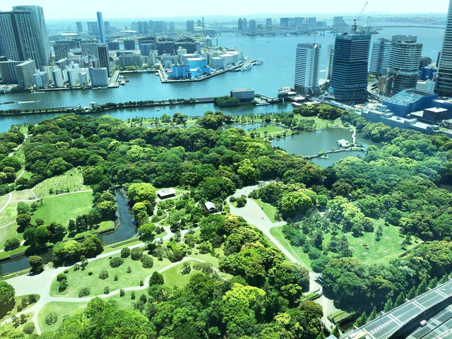 8. コンラッド東京 / 汐留