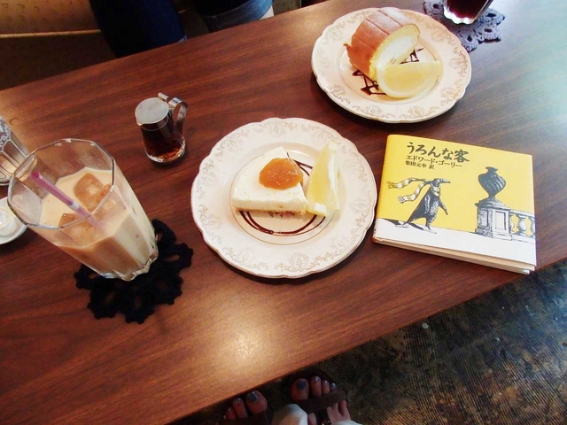 8. プラヌラ / 壷屋