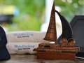 【バリ島発・レンボンガン島ツアー】豪華クルーザー(ワカ・セイリング)で行くレンボンガン島＋サンセット☆大人のための上質な時間＜終日／ホテル送迎付／昼食付＞
